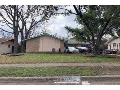 Greenhollow Ln for Sale