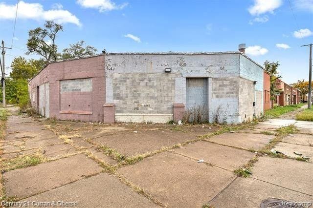 Hamtramc K, Wayne County, MI Commercial Property, House for sale Property ID: 415609130