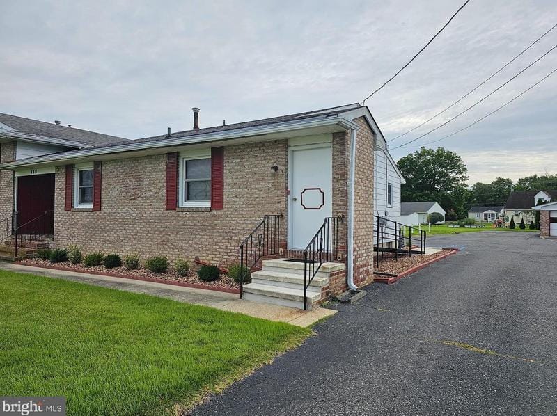 440 Front St, Elmer, NJ 08318 - MLS NJSA2008792 for Sale