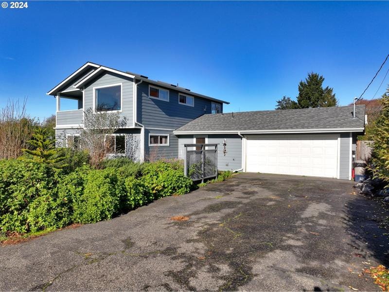 314 S Hazel St, Brookings, OR 97415  MLS# 24629651 for Sale