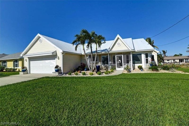 Cape Coral, Lee County, FL Lakefront Property, Waterfront Property, House for sale Property ID: 416069354