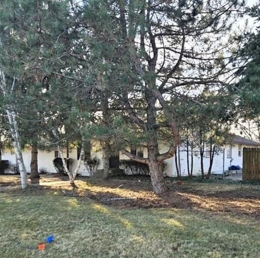 1319 Monroe St, Lake in the Hills, IL 60156 - MLS 11946406 for Sale