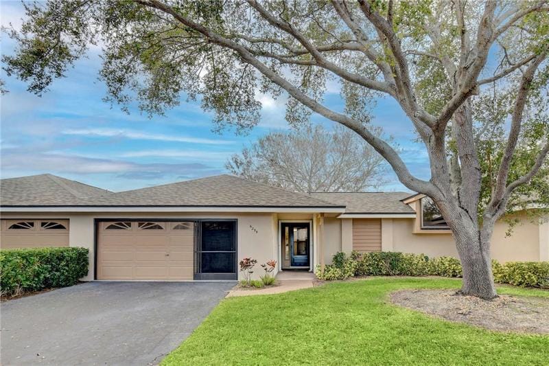 6255 MIRROR LAKE CT # 6255, Sebastian, FL 32958 Condo/Townhouse For Sale  MLS# 272187
