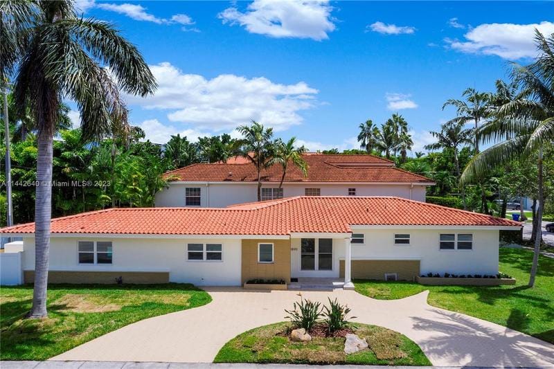 1890 S Bayshore Dr, Miami, FL 33133  MLS# A11442640 for Sale