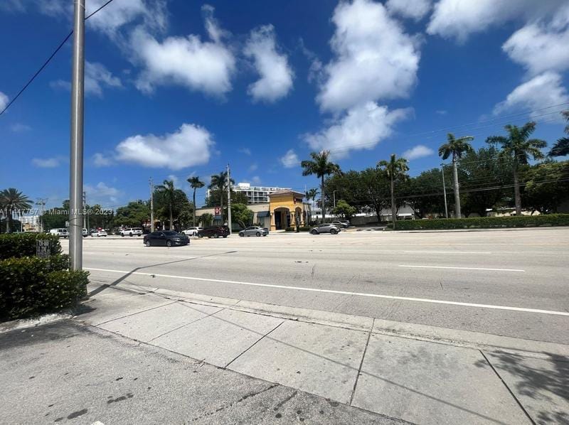 13728 Biscayne Blvd, North Miami, FL 33181 - MLS A11447757 for Sale