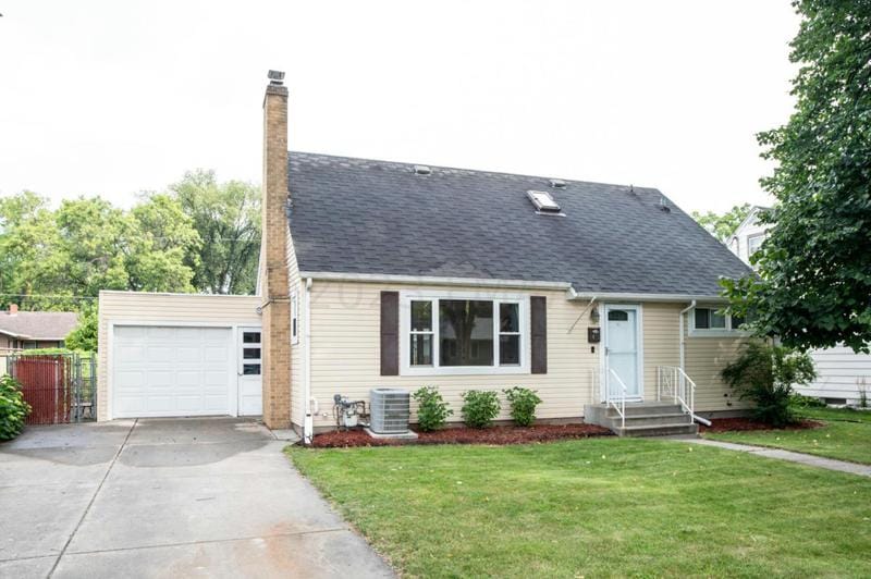 413 20TH AVE N, Fargo, ND 58102 Single Family Residence For Sale  MLS# 23-4062