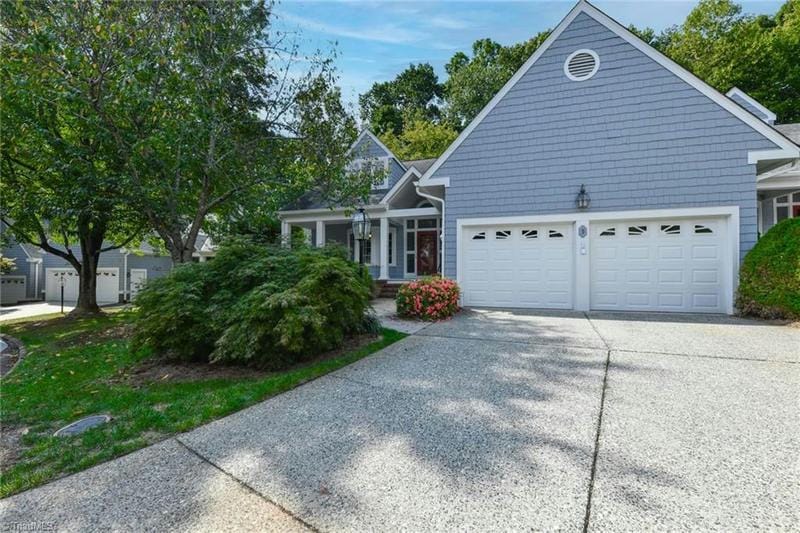 5 BARRINGTON DR, Greensboro, NC 27408 Single Family Residence For Sale  MLS# 1120321
