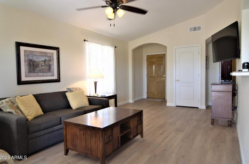 11553 W King Snake Ct, Surprise, AZ 85378 - MLS 6565327 for Rent