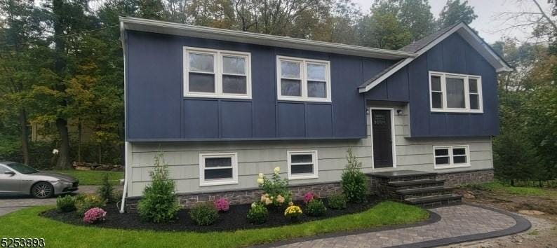 34 Wawayanda Rd, Vernon, NJ 07422 - MLS 3872691 for Sale