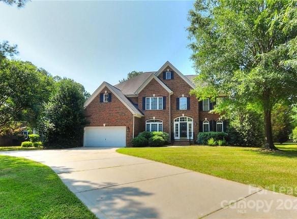 10306 Gunnison Ln - Charlotte, NC 28277 - Home For Rent