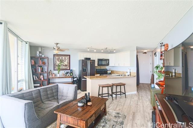 98-099 Uao Place 2207, Aiea HI 96701 for Sale
