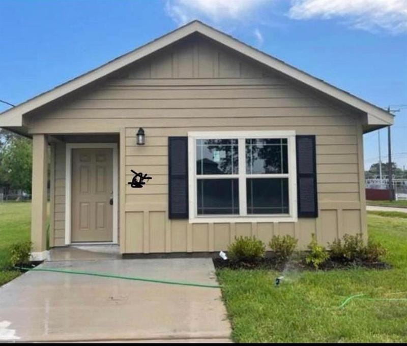 403 W Miller St, ANGLETON, TX 77515 for Sale