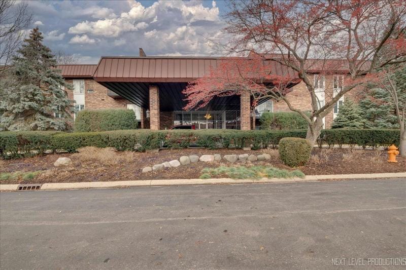 1049 W OGDEN AVE APT 305, Naperville, IL 60563 Condominium For Sale  MLS# 11910159