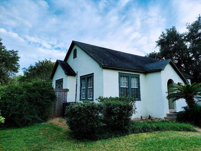 3373 N County Road 312 N, Louise, TX 77455 for Sale