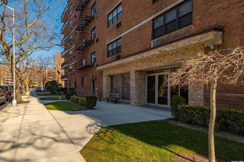 th St #5E, Howard Beach, NY 11414 - MLS 3487457 for Sale