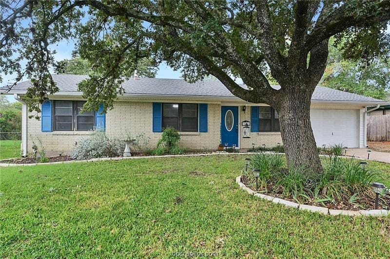 2502 MORRIS LN, Bryan, TX 77802 Single Family Residence For Sale  MLS# 23013395