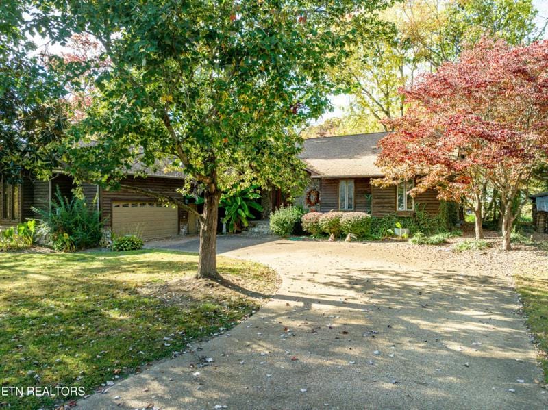229 RIVERVIEW RD, Townsend, TN 37882 Single Family Residence For Sale  MLS# 1245872 for Rent