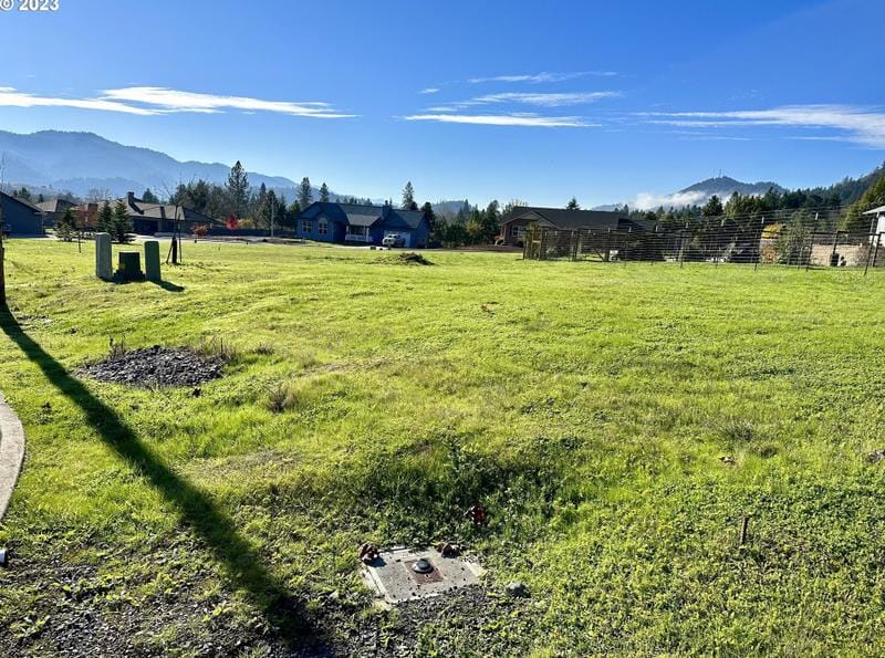 119 NE Keats Ct, Myrtle Creek, OR 97457 - MLS 23409196 for Sale