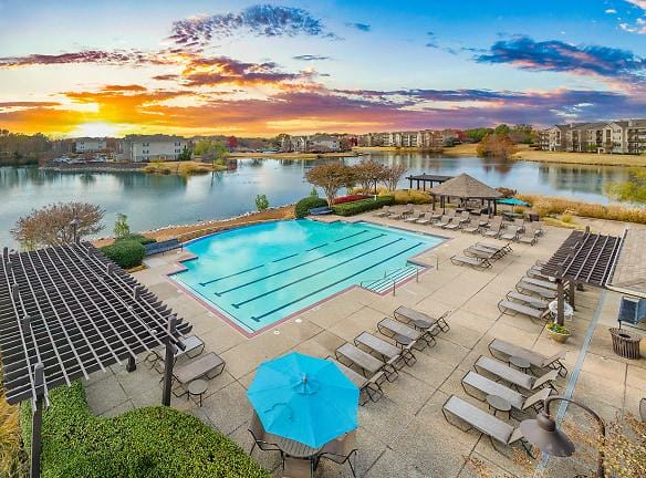 Reserve At Dexter Lake Apartments - 1505 Dexter Lake Dr - Cordova, TN Apartments for Rent