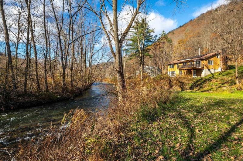 3860 Route 30, Pawlet, VT 05761 - MLS 4978181 for Sale