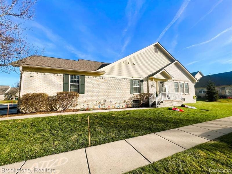 25309 Petros Dr, Huron Twp, MI 48134  MLS# 20230104363 for Sale