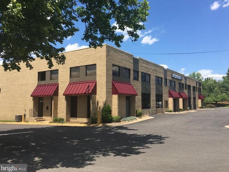 8400 Alban Rd, Springfield, VA 22150 - MLS VAFX2121804 for Sale