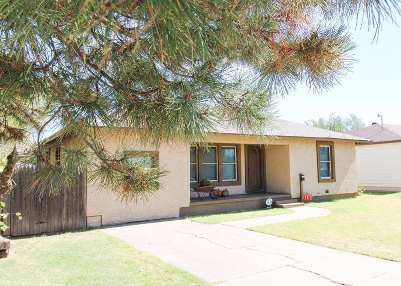 2112 Hamilton Street, Pampa, TX 79065 for Sale