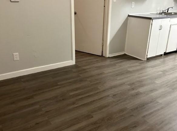 1301 Pine St unit 1 - Texarkana, TX 75501 - Home For Rent