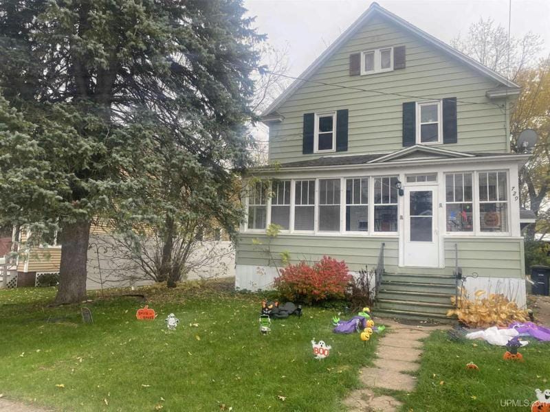 729 PABST ST, Ironwood, MI 49938 Single Family Residence For Sale  MLS# 50126322