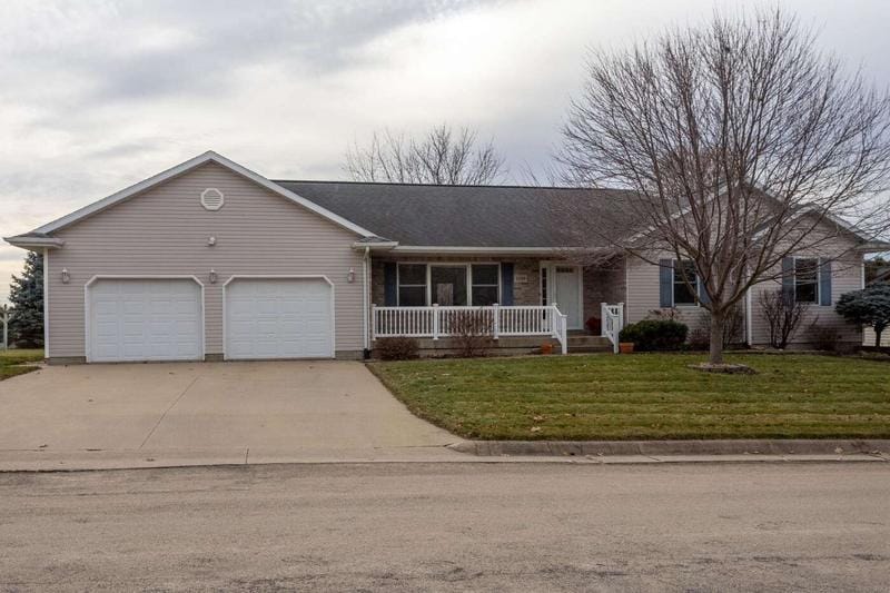 1110 SE 5th, Cascade, IA 52033  614889695 for Sale