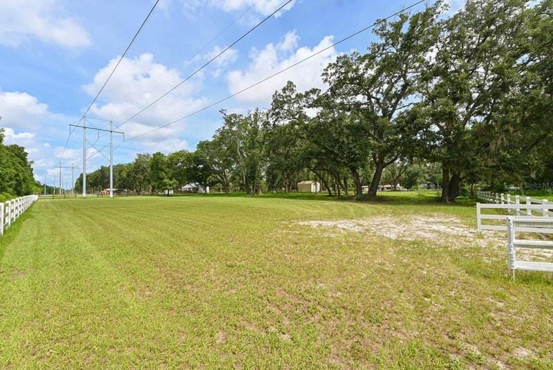 1407 Whitaker Rd, Lutz, FL 33549 - MLS T3454826 for Sale