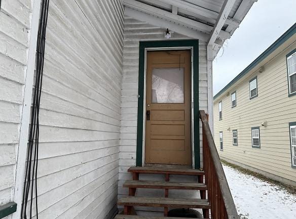 211 4th Ave W - Kalispell, MT 59901 - Home For Rent