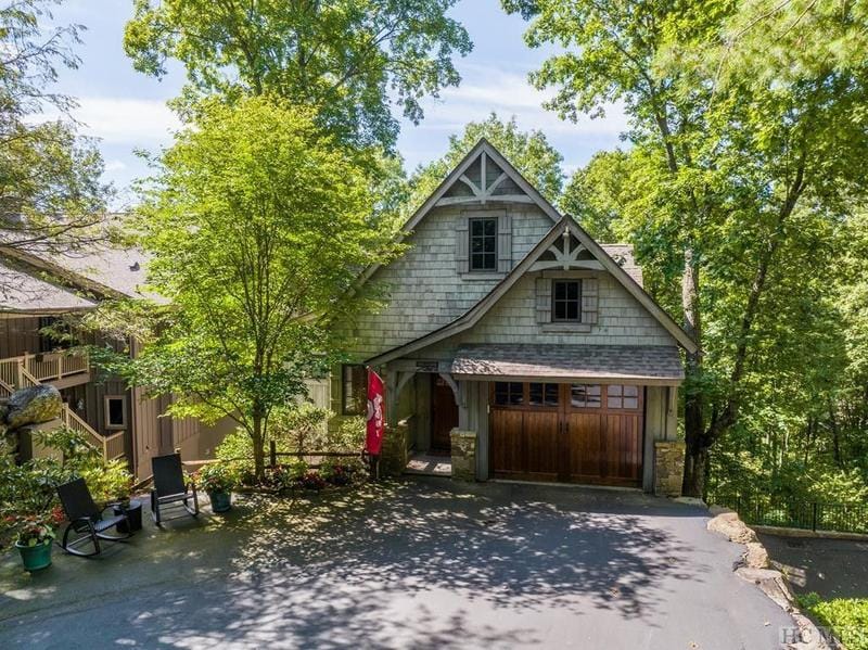 Highlands, Jackson County, NC House for sale Property ID: 417596825