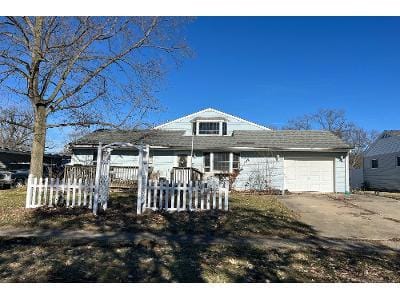 Kaskaskia Rd for Sale