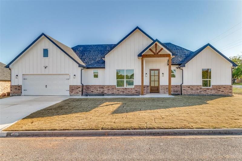 604 E 4th & Sycamore St, Muenster, TX 76252 for Sale
