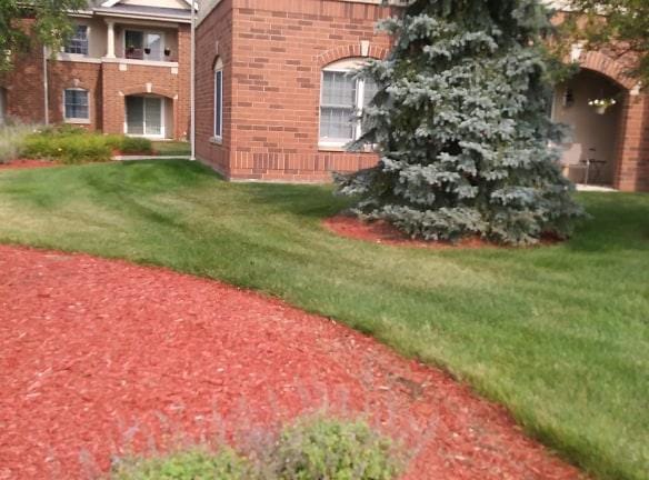 Hartsfield Village Apartments - 10000 Columbia Ave - Munster, IN Apartments for Rent