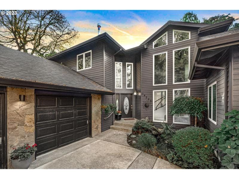 14225 SE FAIROAKS LN, Milwaukie OR 97267 for Sale