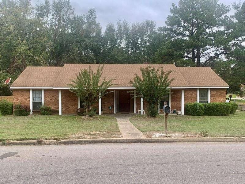 13 SHARMONT DR, Hattiesburg, MS 39402  607197665 for Sale