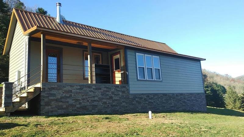 24330 TAYLOR VALLEY RD, Damascus, VA 24236 Single Family Residence For Sale  MLS# 88964