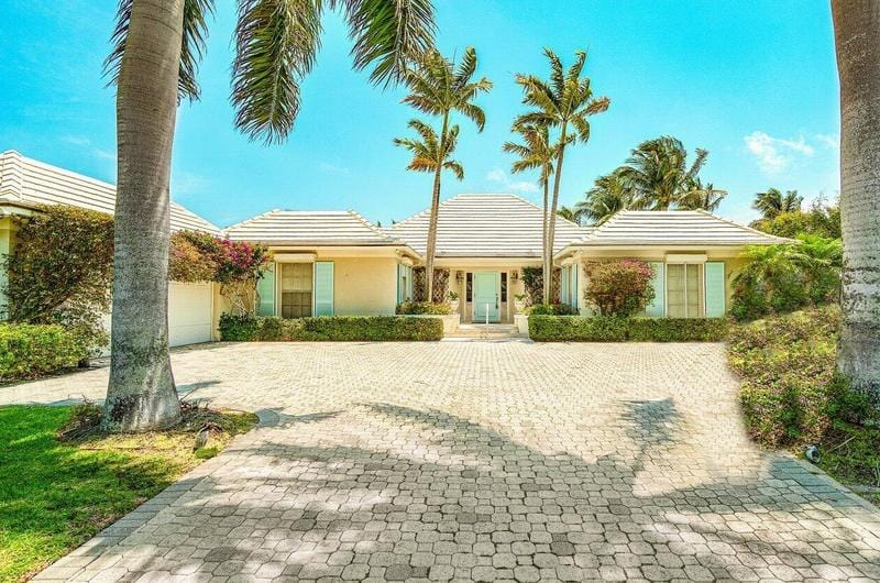 15 Spoonbill Rd, Manalapan, FL 33462 - MLS RX-10885198 for Sale