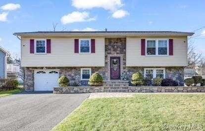 30 Bradner Avenue, Middletown, NY 10940  614882927 for Sale