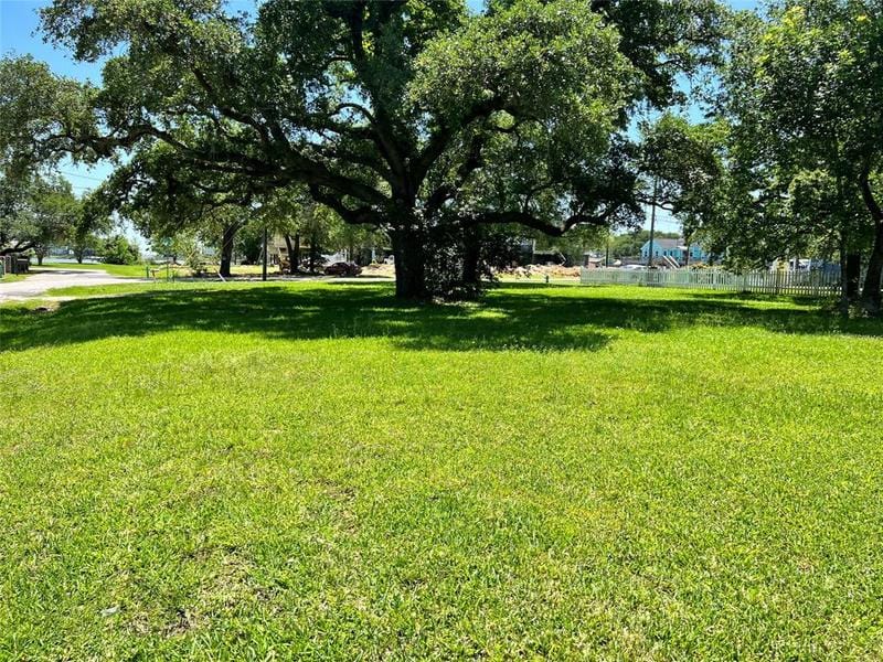 0 Hall Ave, Seabrook, TX 77586 for Sale