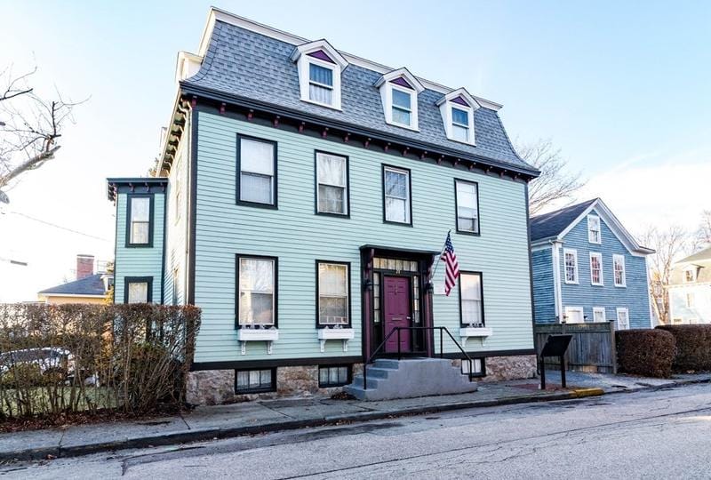 21 School St #3, Newport, RI 02840 - MLS 1350815 for Rent