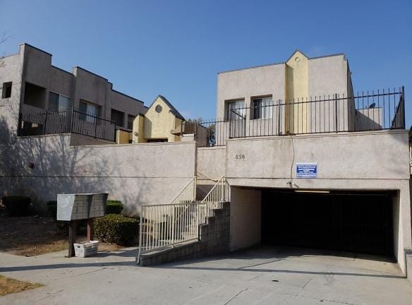 836 N Acacia St 838 Apartments - 836 N Acacia St - Inglewood, CA Apartments for Rent