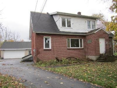 Berg Rd for Sale
