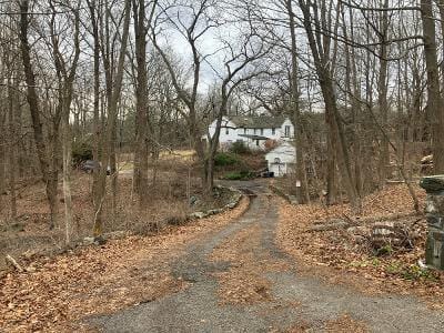 Nanny Hagen Rd for Sale