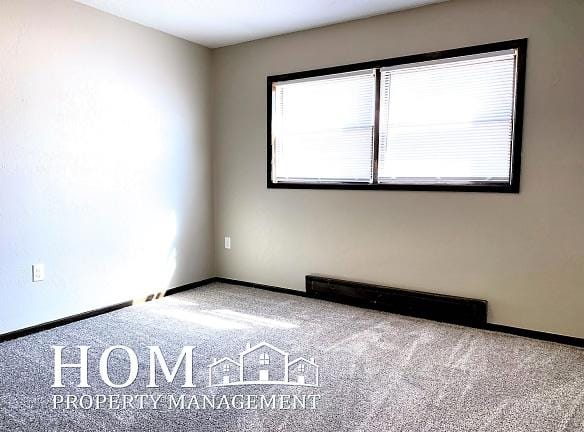1703 Riggs Rd unit 1 - Saint Peter, MN 56082 - Home For Rent