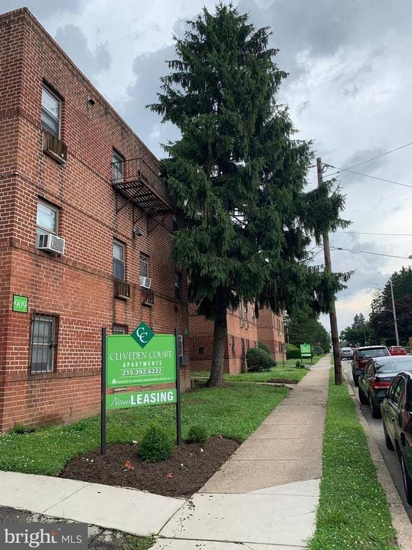 911 E Cliveden St #2, Philadelphia, PA 19119 - MLS PAPH2276300 for Rent