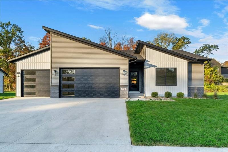 5524 SEMINOLE VALLEY TRL NE, Cedar Rapids, IA 52411 Single Family Residence For Sale  MLS# 2304570