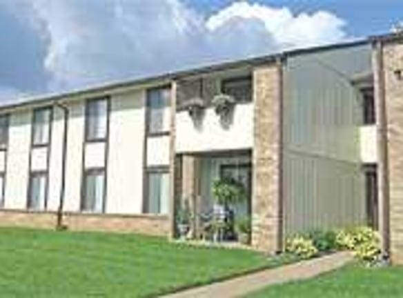 Forest Park Of Springfield - 502 Blackpatch Drive - Springfield, TN Apartments for Rent